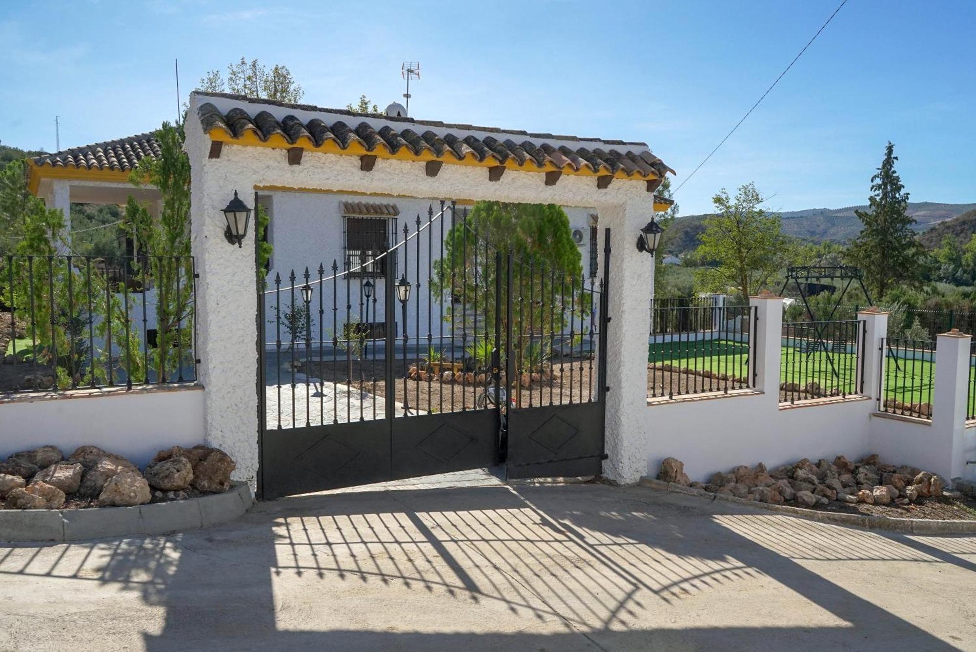 La Masia Casa Rural Junto Al Rio Almedinilla Ngoại thất bức ảnh